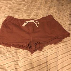 Burnt mauve frayed shorts